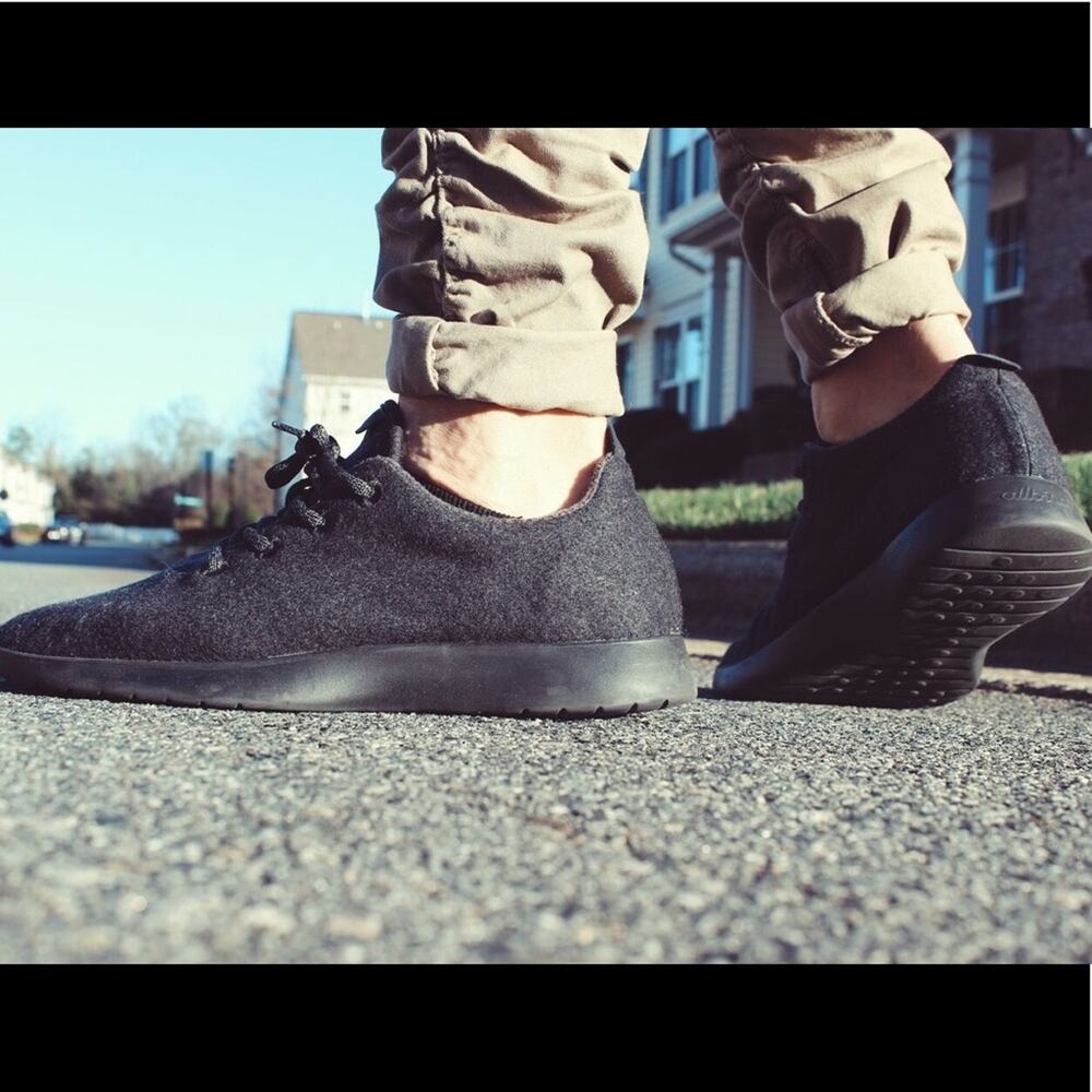 Allbirds Men’s Wool Runners‎ in Dark Gray/Black.